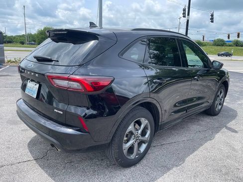 Used 2024 Ford Escape ST-Line w/ Tech Pack #1 AWD/4WD image 3