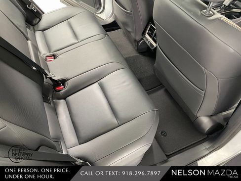 Used 2025 Toyota Crown Signia w/ Advanced Technology Package image 44