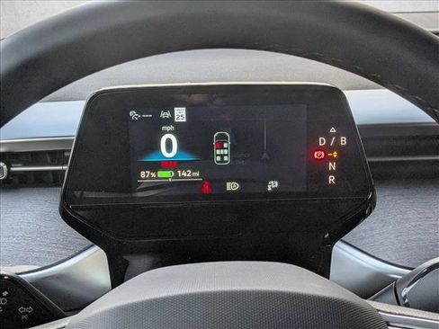 Used 2025 Volkswagen ID. Buzz Pro S image 11