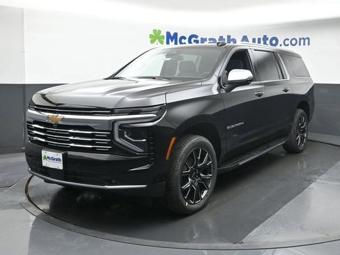 New 2026 Chevrolet Suburban Premier w/ Sun And Tow Package image 26