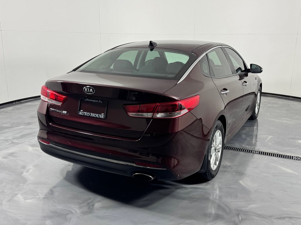 Used 2017 Kia Optima LX FWD image 5