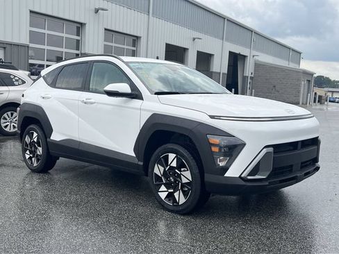 Certified 2025 Hyundai Kona SEL AWD/4WD image 7