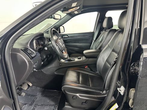 Used 2020 Jeep Grand Cherokee Overland image 21