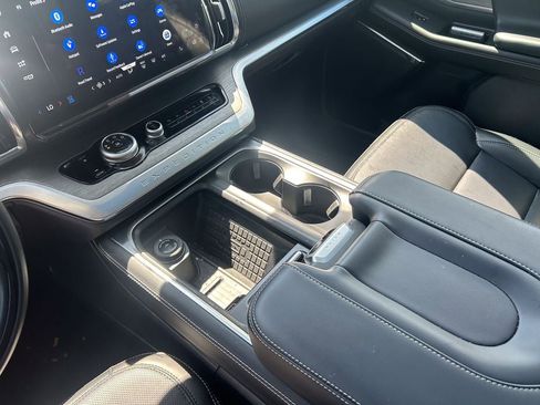 Certified 2025 Ford Expedition Max Platinum AWD/4WD image 34