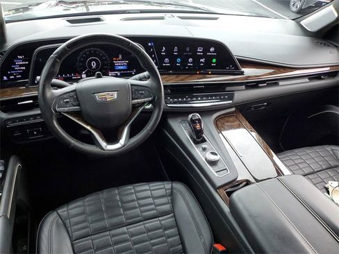 Certified 2023 Cadillac Escalade Sport Platinum image 9