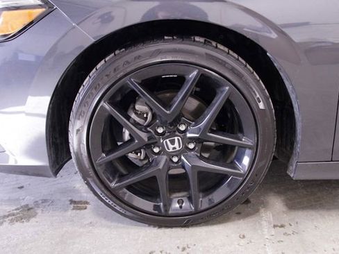 Certified 2024 Honda Civic Sport image 11