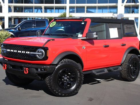 Used 2022 Ford Bronco Wildtrak image 1