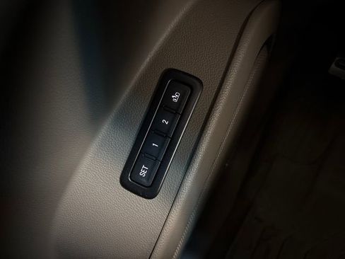 Used 2017 Chevrolet Suburban LT w/ Luxury Package image 56