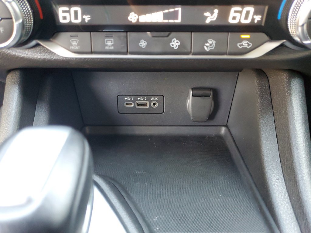 Certified 2023 Nissan Sentra SR w/ Trunk Package FWD image 31