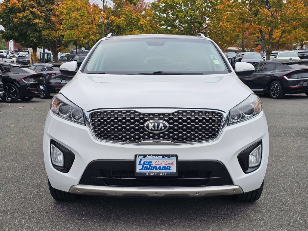 Used 2017 Kia Sorento SX AWD/4WD image 2