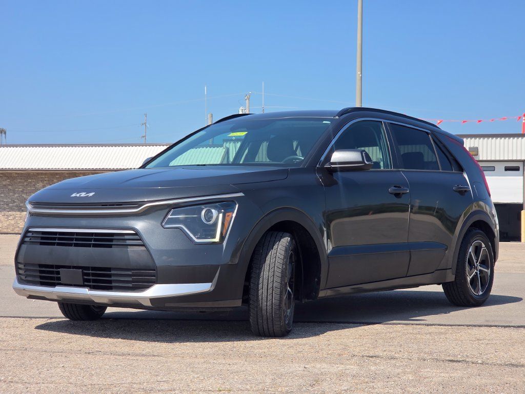 Used 2023 Kia Niro EX FWD image 21