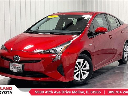 Used 2017 Toyota Prius Four w/ Advanced Technology Package FWD image 1