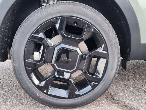 New 2026 Kia Sorento X-Line EX image 16