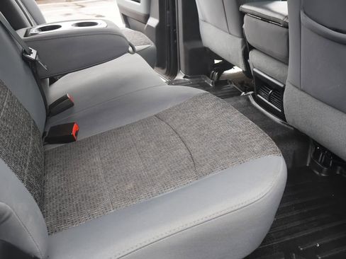 Used 2017 RAM 2500 Big Horn image 30