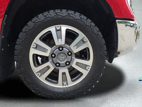 Used 2021 Toyota Tundra Platinum AWD/4WD image 49