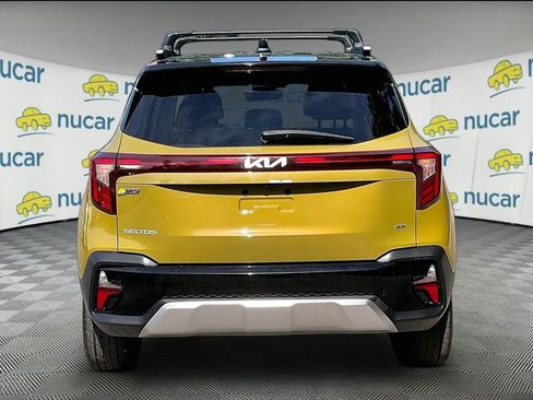 Used 2024 Kia Seltos SX AWD/4WD image 5