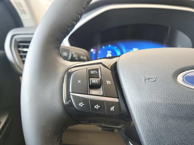 Used 2022 Ford Escape SEL w/ Technology Package AWD/4WD image 14