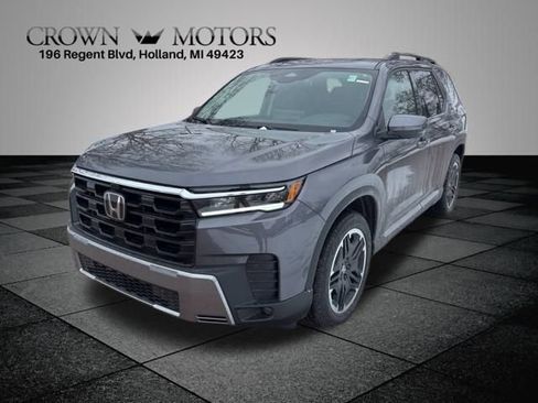 New 2026 Honda Pilot Touring image 3