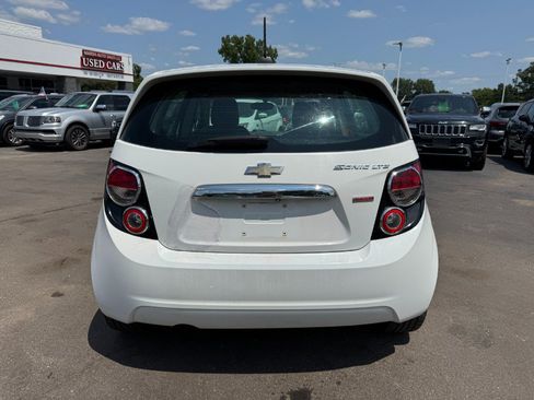 Used 2015 Chevrolet Sonic LTZ FWD image 4