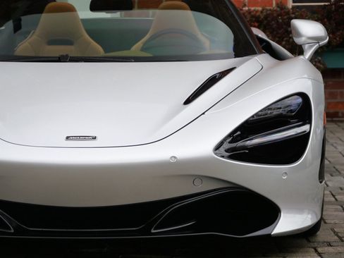 Used 2020 McLaren 720S Luxury image 6