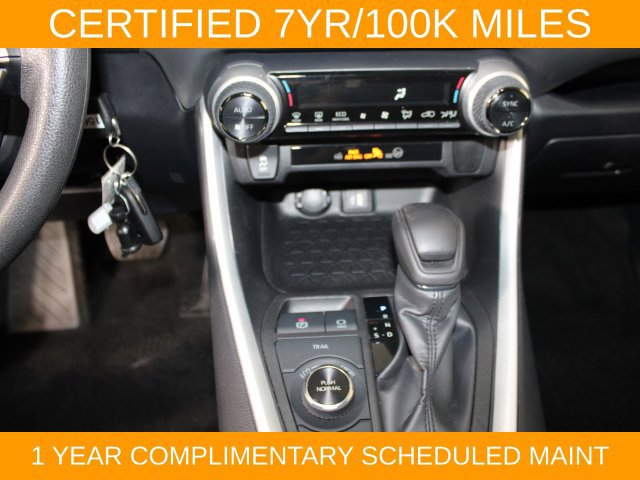 Used 2024 Toyota RAV4 LE AWD/4WD image 23