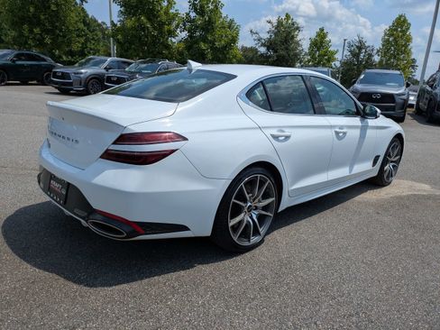 Used 2025 Genesis G70 2.5T RWD image 4