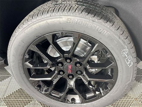 New 2026 GMC Yukon XL Elevation w/ LPO, Floor Liner Package AWD/4WD image 26