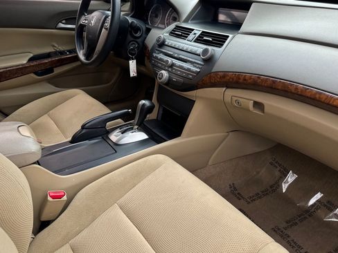 Used 2009 Honda Accord EX image 29