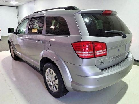Used 2020 Dodge Journey SE image 17
