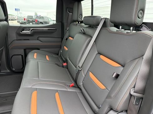 New 2026 GMC Sierra 1500 AT4 w/ AT4 Premium Package AWD/4WD image 22