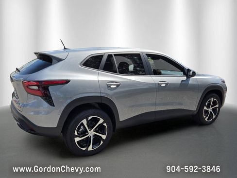 New 2026 Chevrolet Trax RS w/ Driver Confidence Package FWD image 7