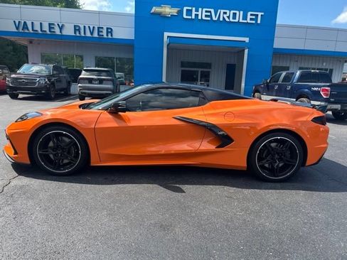 Used 2023 Chevrolet Corvette Stingray Preferred Conv w/ Z51 Performance Package RWD image 7