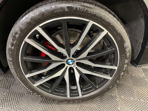 Used 2022 BMW X5 xDrive40i w/ M Sport Package image 7