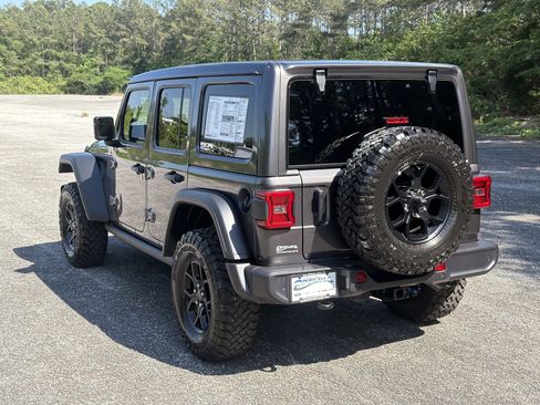 New 2025 Jeep Wrangler Willys AWD/4WD image 5