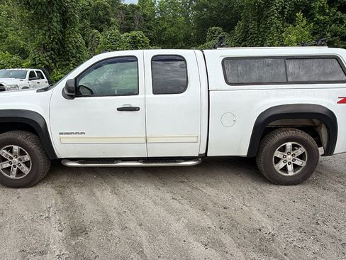Used 2012 GMC Sierra 1500 SLE w/ Power Tech Package AWD/4WD image 11