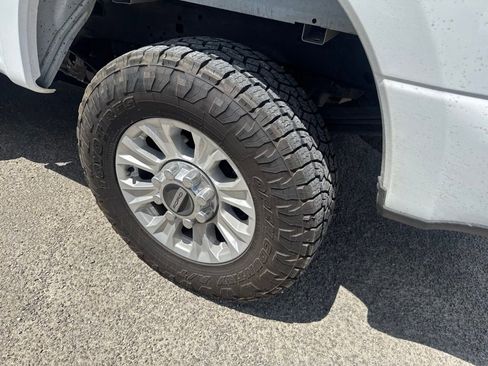 Used 2022 Ford F250 XLT AWD/4WD image 7