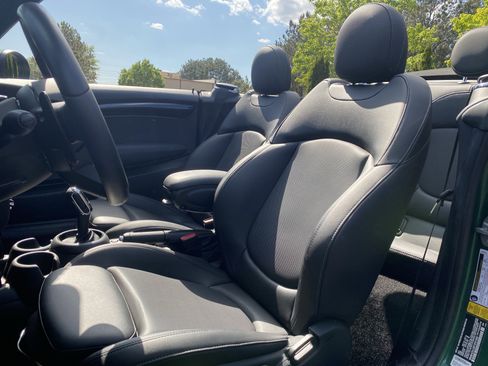 Used 2023 MINI Cooper S FWD image 6