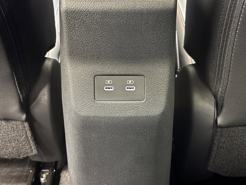 New 2026 Nissan Kicks SR image 18