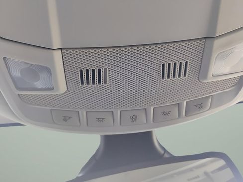 Certified 2023 Ford Edge SEL image 29