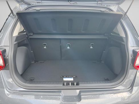 New 2026 Hyundai Venue SE FWD image 9