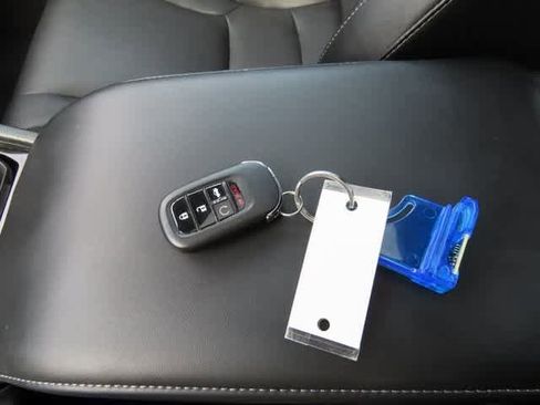 Certified 2023 Honda Accord Sport image 24