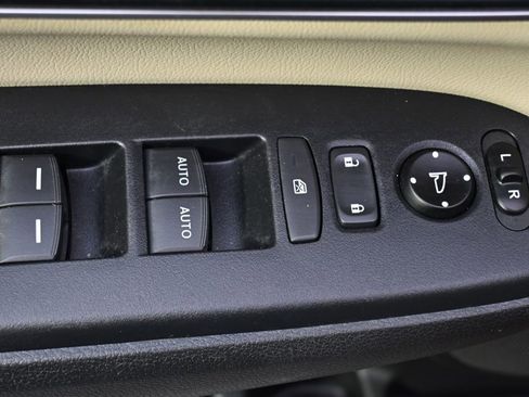 Used 2019 Honda CR-V EX-L image 22