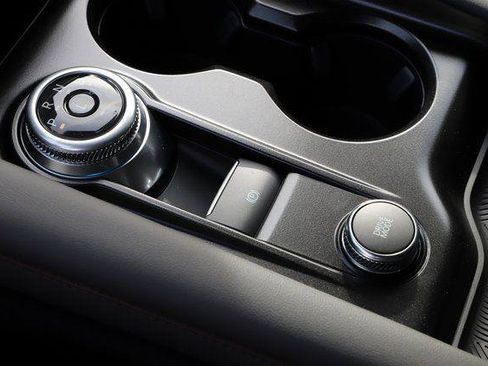 New 2026 Ford Explorer Active w/ Active Comfort Package image 30