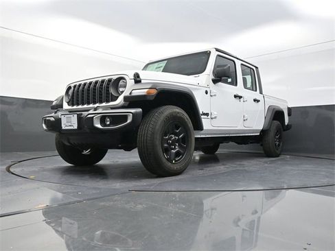 New 2026 Jeep Gladiator Sport image 19