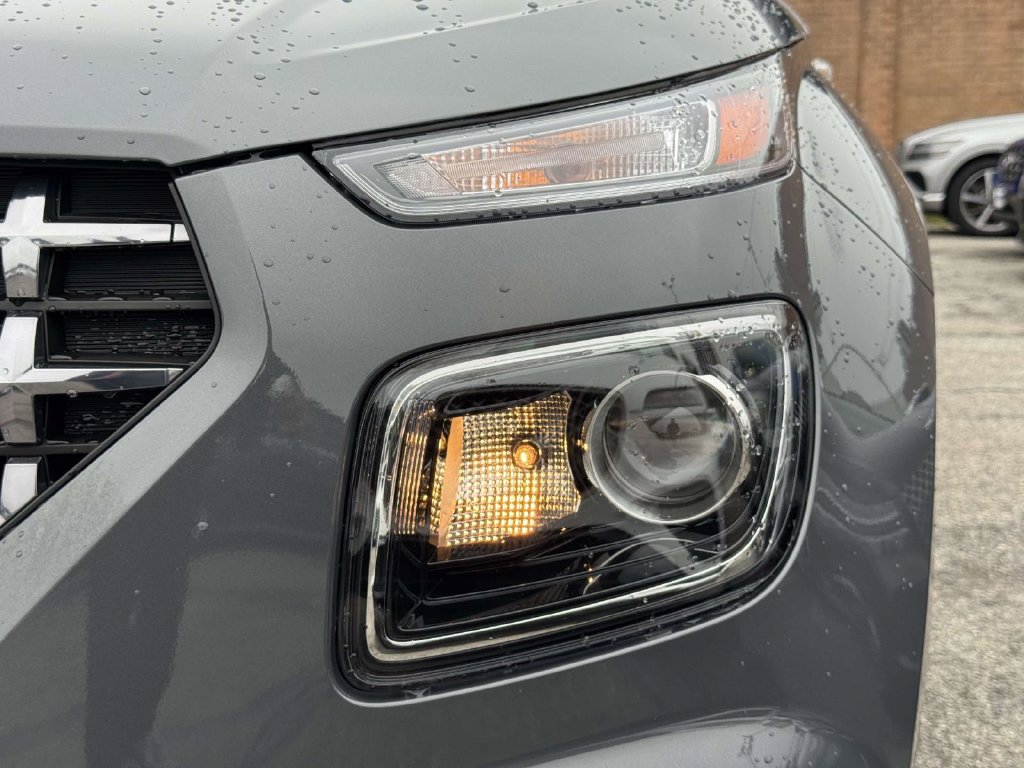 Certified 2026 Hyundai Venue SEL FWD image 10