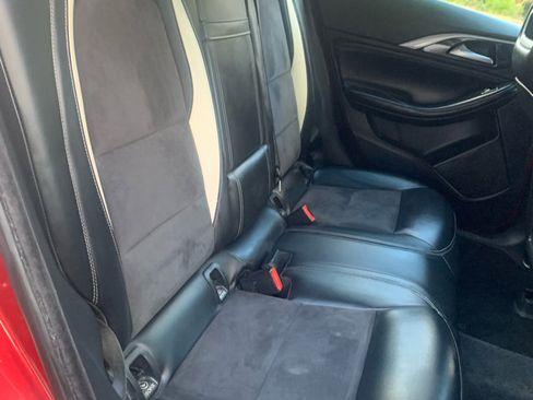 Used 2018 INFINITI QX30 Sport w/ Cargo Package image 11