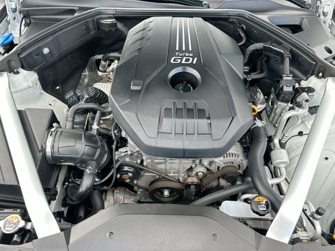 Used 2023 Genesis G70 2.0T w/ Sport Prestige Package RWD image 34