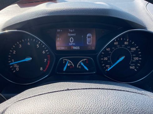 Used 2017 Ford Escape SE AWD/4WD image 24