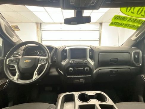 Used 2020 Chevrolet Silverado 1500 LT w/ Trailering Package AWD/4WD image 4