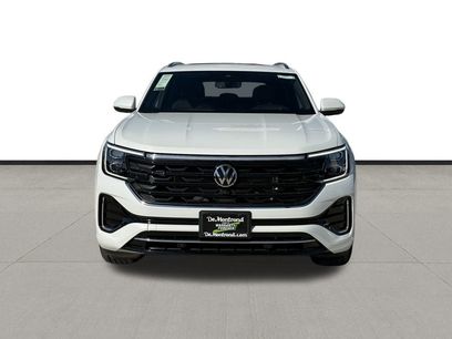 New 2026 Volkswagen Atlas Cross Sport SEL Premium R-Line